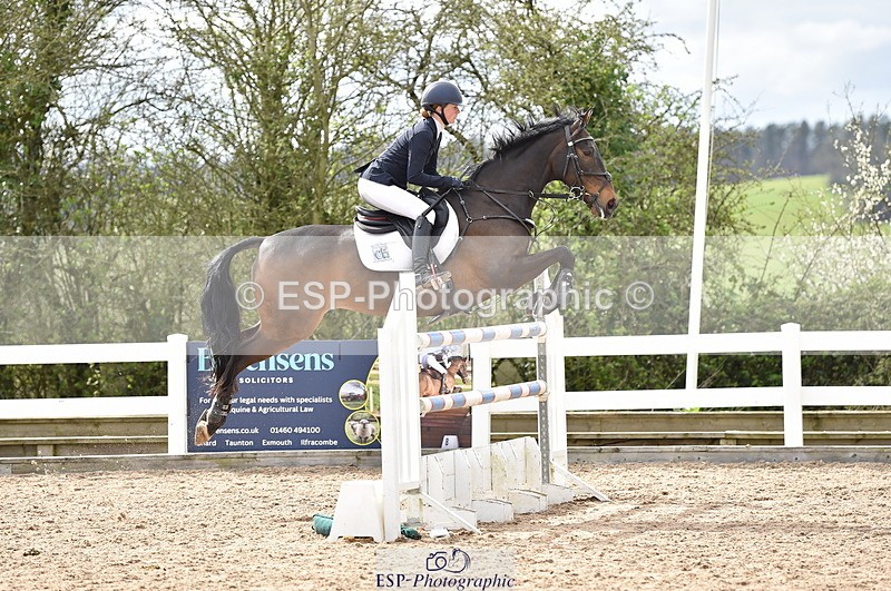 240403A-153006-00997 - Cls 5 Foxhunter and 1.20m Open