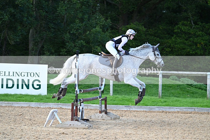 WJ7_6166 - Time 16:55 to 17:11