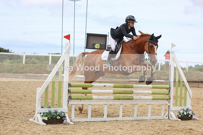 3E7A5209 - Class 4: Senior British Novice/90cm open