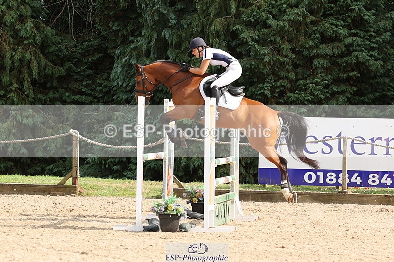 250703A-170928-06209 - Cls 10 1.05m Amateur Q and Open