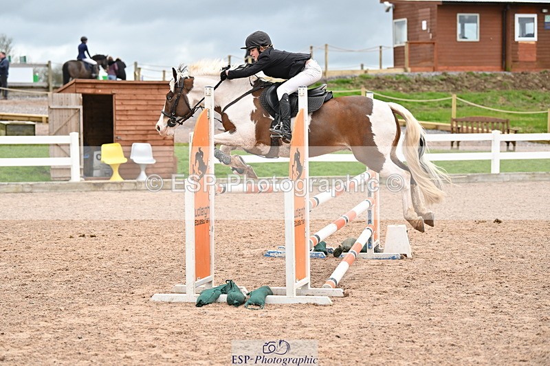 240310A-122718-02457 - Cls 5 Pony Newcomers and 1m Open