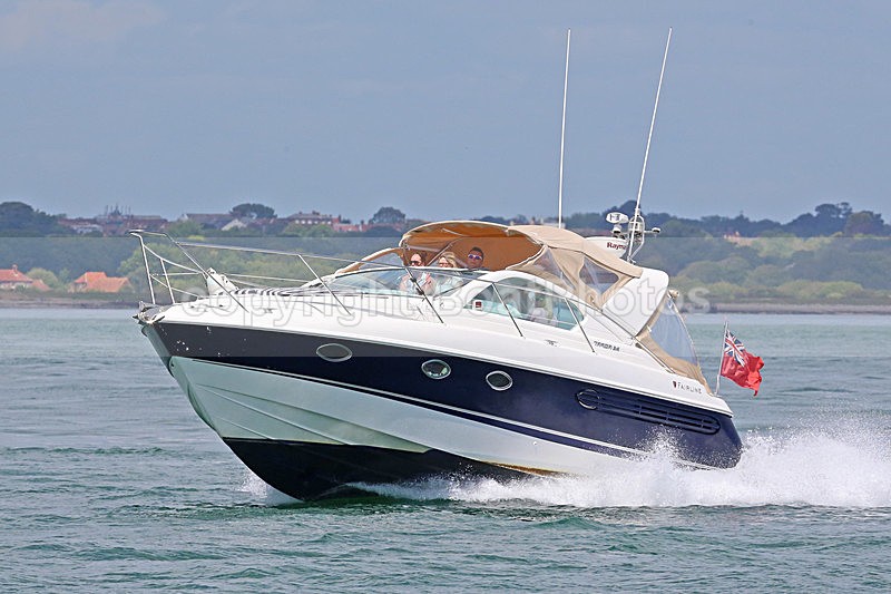 150607 Y-KNOT - FAIRLINE TARGA 34 WT7A1317 - Motorboats - Open
