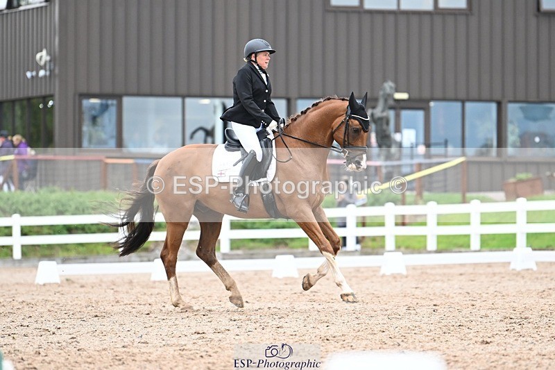 250907-141628-09225 - 007-Karen.DanceHevans.Sign.of.the.Times