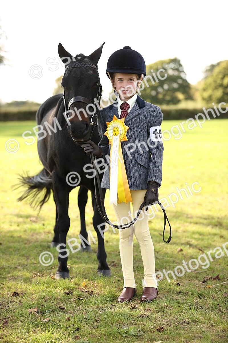 SBM_26285 - S5 - Novice & Newcomers In Hand