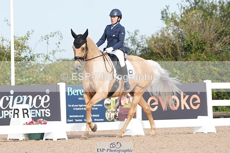 250906-094550-01186 - 025-Carrie.EveGekkos.Gold