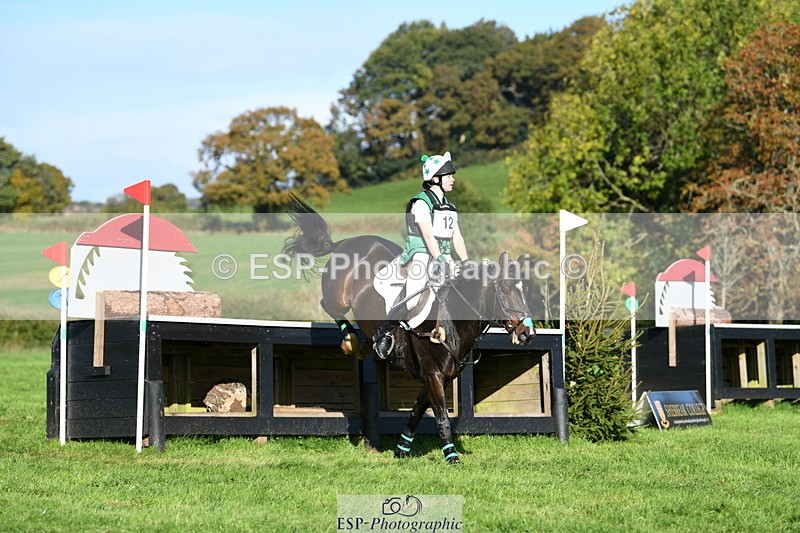 251024A-110529-07552 - A-012-Beth.Hobden