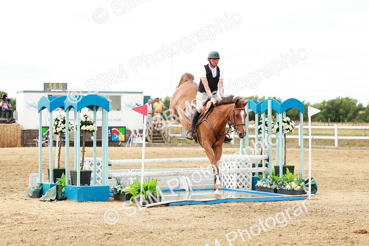 SBM_018839 - Class 21 - Senior Newcomers Championship 2d Rd