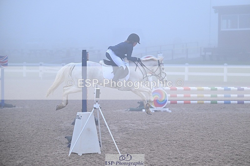 260118-100248-00042 - Cls 2 & 4 Pony Intro 70cm & 11 Year & Under 128cm