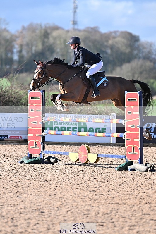 260204A-130924-00322 - Cls 4 Newcomers and 1.10m