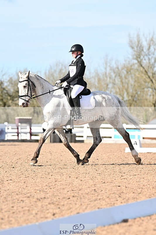 240324A-145704-04121 - Novice 27, 14.30 to 15.25