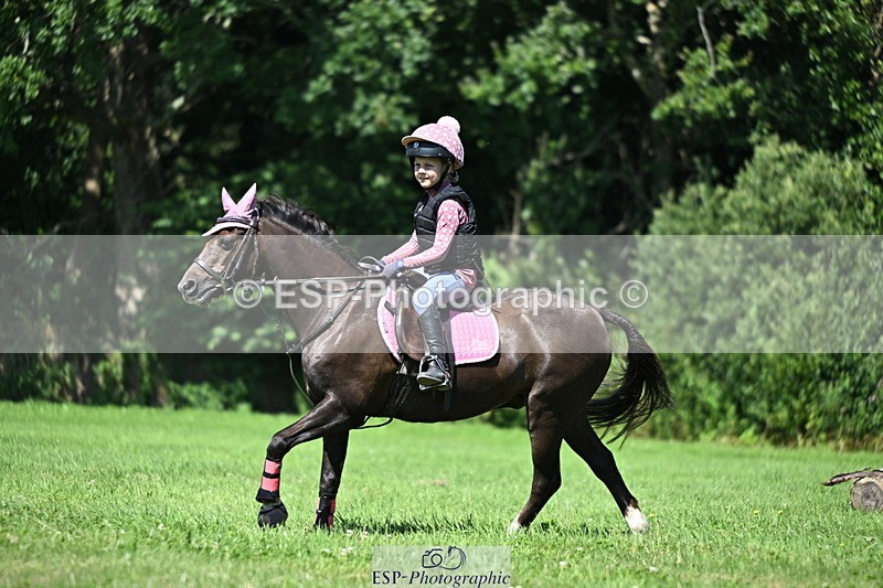 240729B-142536-02763 - Abbie's Group XC