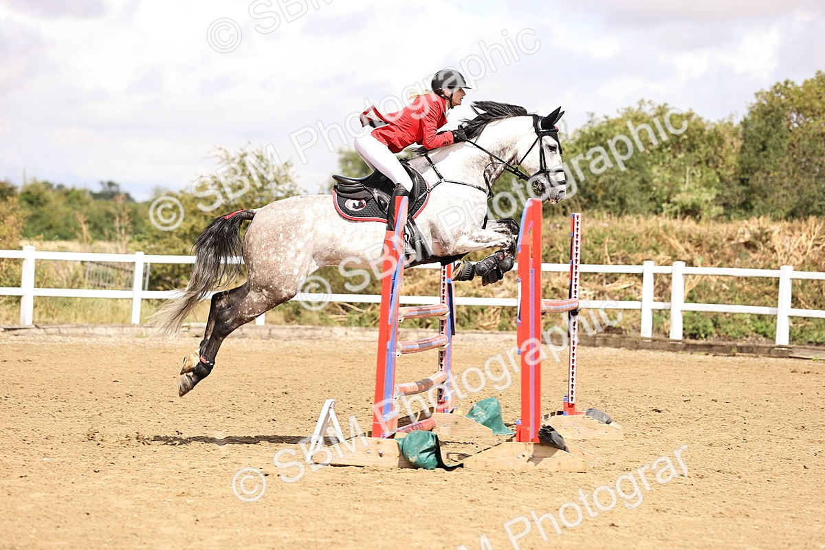SBM_026723 - Class 13 - Senior Newcomers - 1.10m