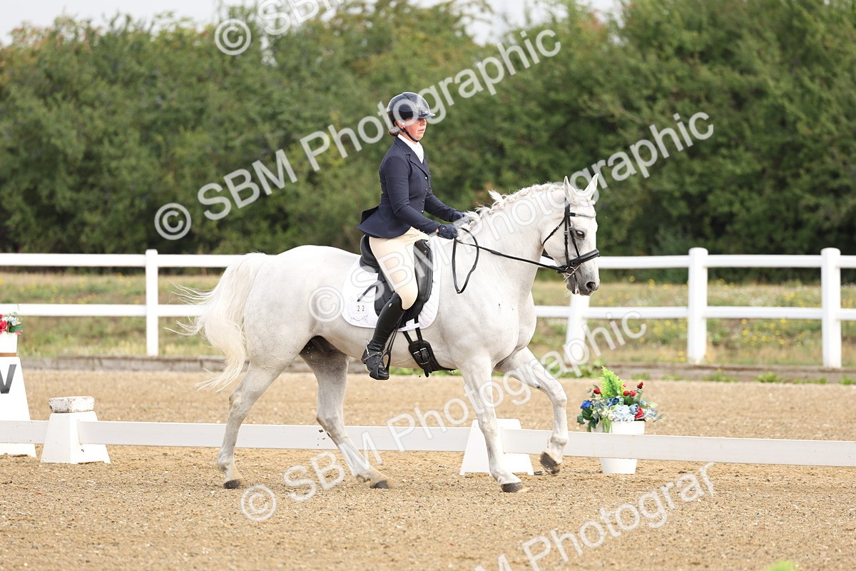 SBM_005392 - Class 6 - Novice 6 - 9.30-10.12