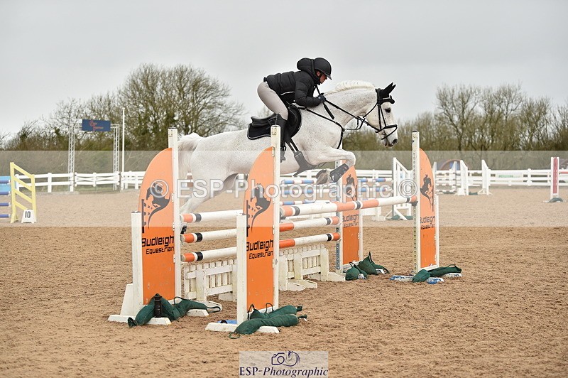 240327A-131402-00524 - Cls 4 Newcomers and 1.10m Open