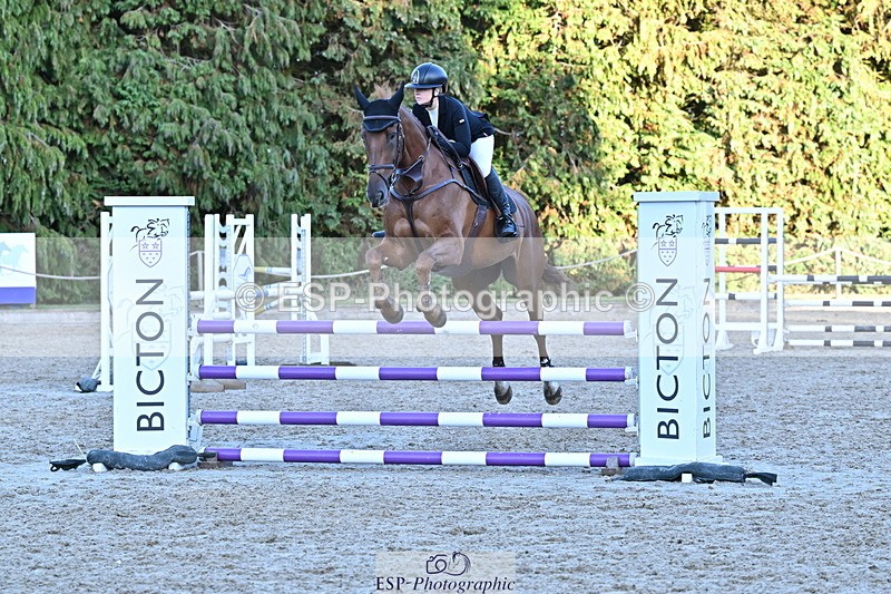 250829A-190326-03692 - Cls 12 1.05m Amateur Quali and Open