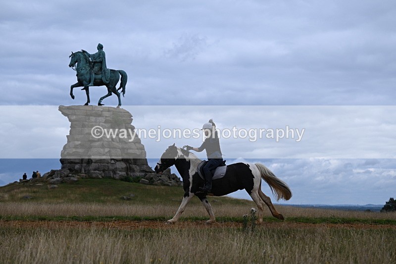 DSC_6474 - Time at Statue 12:17 to 12:44