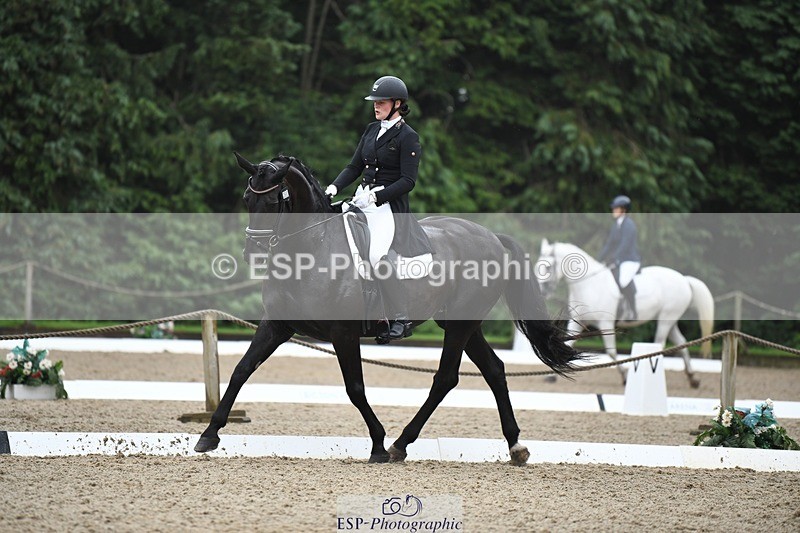 240720-152225-05955 - 260-Louise_Berry-Woodcroft_Daisy_Duke