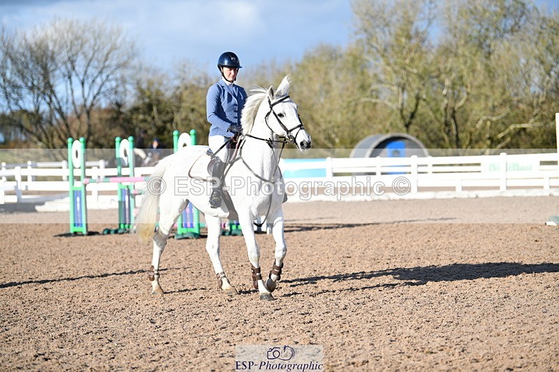 231110A-145402-00923 - Cls 6 Foxhunter & 1.20m Open