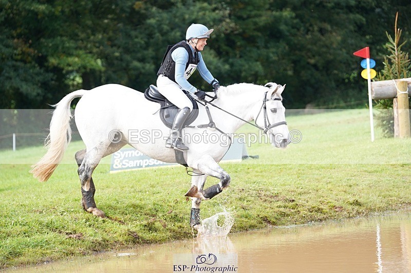 231021-133422-17363 - 434-SPINK.BUSTER-Sue.Parkes-SC+XC