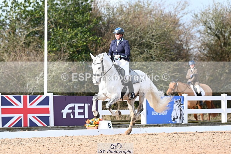 240218A-135534-08504 - 120-PAULA.LEE-Deseado.Santo