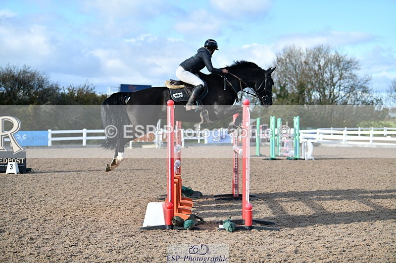 231110A-140814-00748 - Cls 5 Newcomers & 1.10m Open