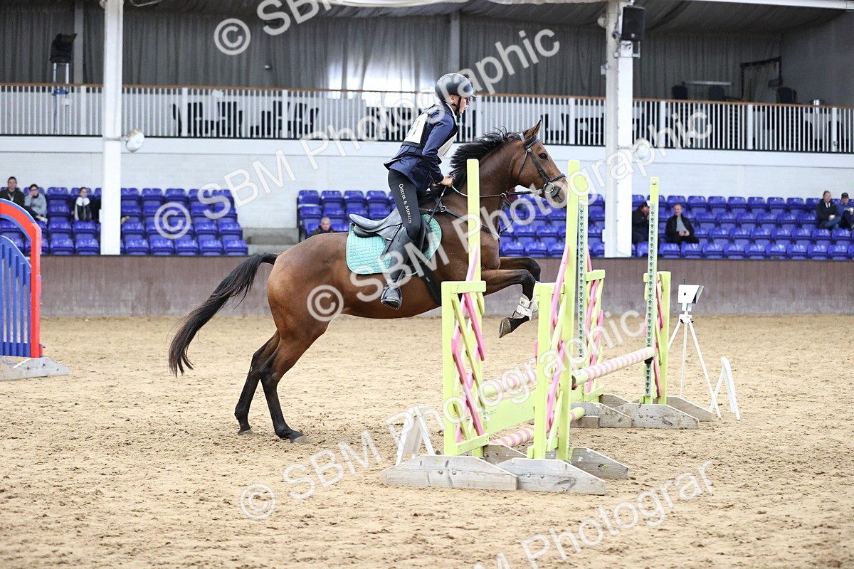 SBM_001627 - Class 5 - Henlow Veterinary Hospital 70cm