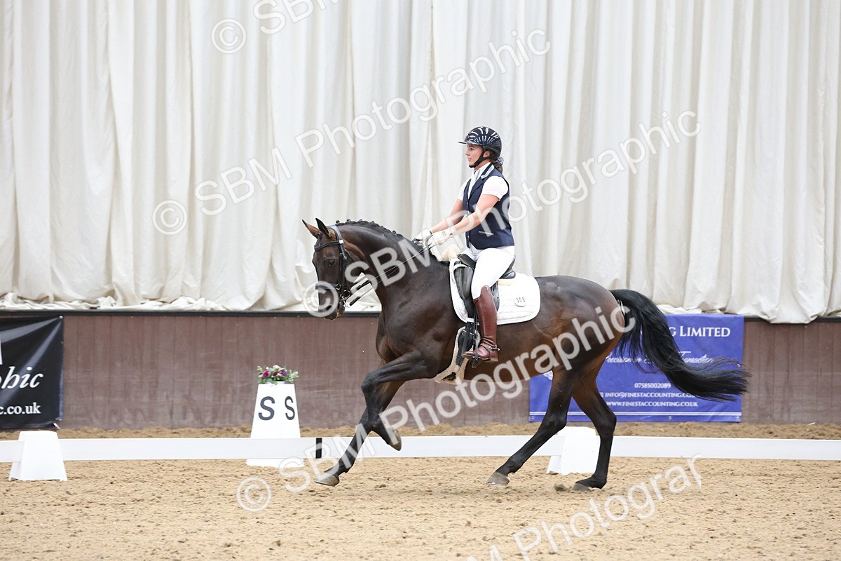 SBM_007895 - Class 24 - Medium FSM Silver