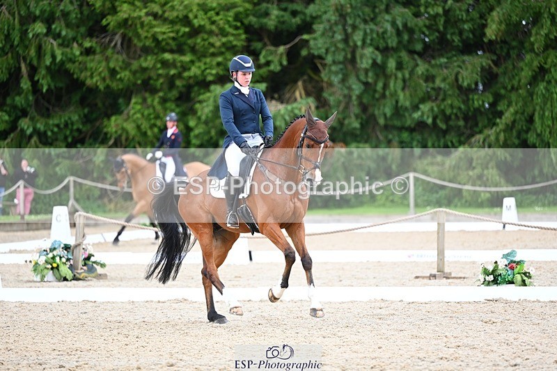 240524-142638-10259 - 531-KUNO_SMH-Isabel_White