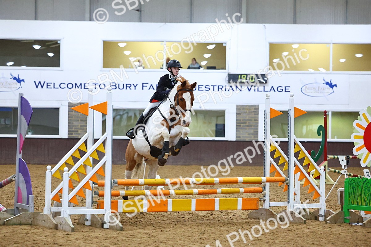 SBM_001758 - Class 4 - Festive Fences - 70cm