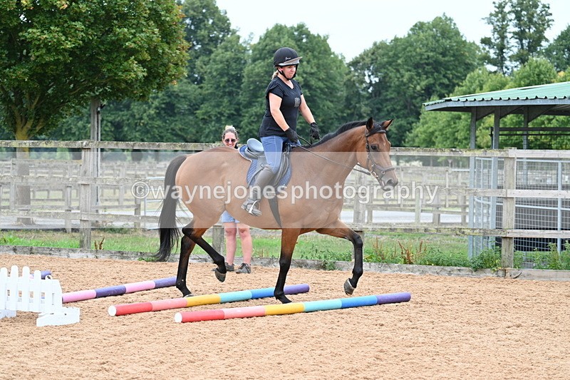 WJ7_8266 - Poles 11:00am