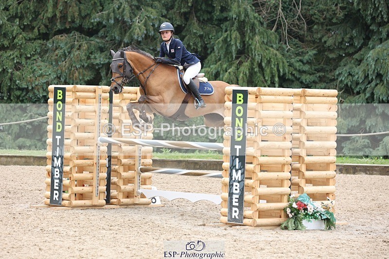 230618-102716-10128 - Cls 19 Pony Intro 1m