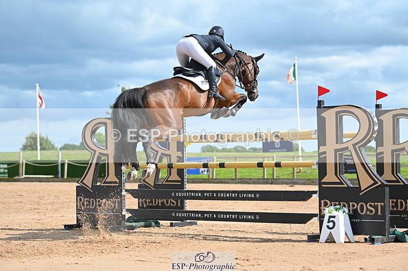 230721A-155946-07546 - Cls 10, 2 Star Big 1.45m Start to break