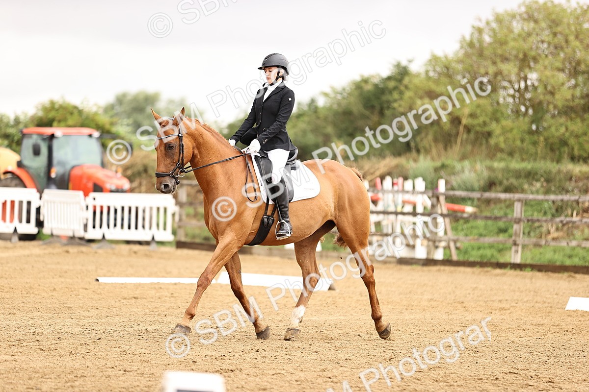 SBM_003870 - Class 6 - Novice 1