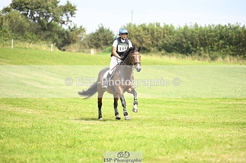 240831A-123745-02304 - 111-Joe.Roome-MEADOWMARSH.DANCING.MILLIE