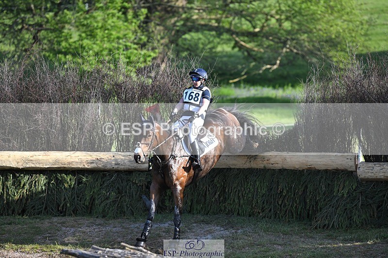 230527-180248-14036 - 168-PARKFIELD_ARTIE_BLOU-Laura_Collett-XC