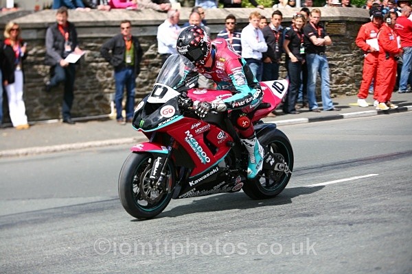  - Senior Race - TT 2010