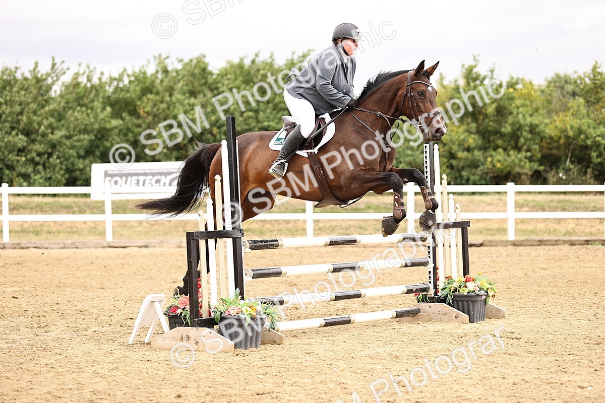 SBM_012874 - Class 13 - Senior British Novice - 90cm Open