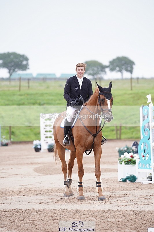 240720A-114206-14388 - Cls 3, 3 Star Small Tour 1.40m