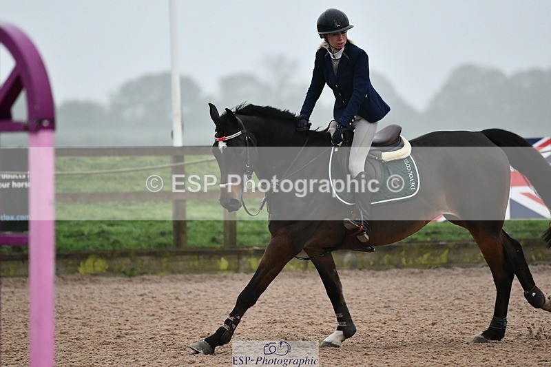 241102A-154229-06268 - SAT Cls 12 1.15m Members Cup