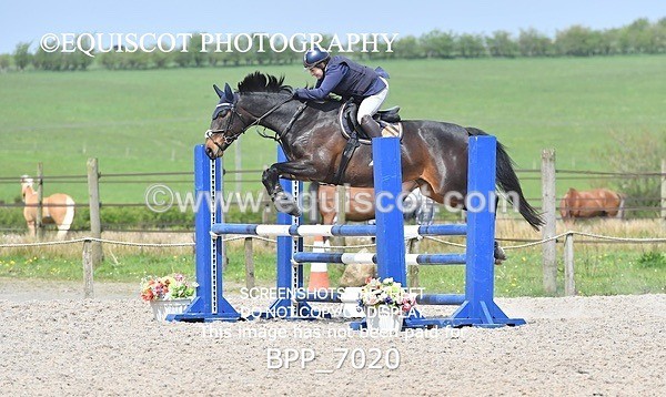 BPP_7020 - CLASS 5 FRI Veterans Show Jumping