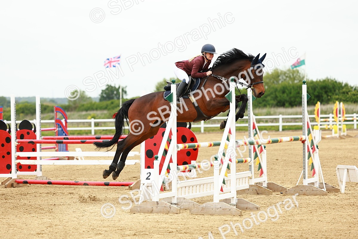 SBM_001054 - Class 4 - Senior Newcomers - 1.10m