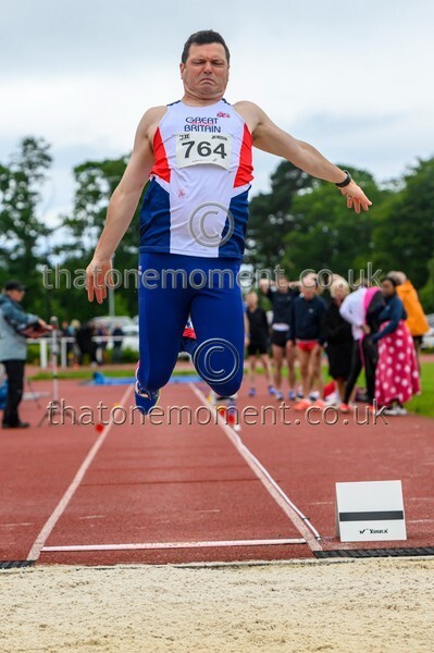 ComMast25-910672 - Field Male Set Two