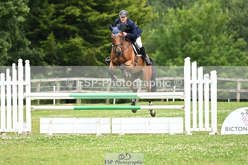 240706-114107-14956 - Cls 40 Newcomers