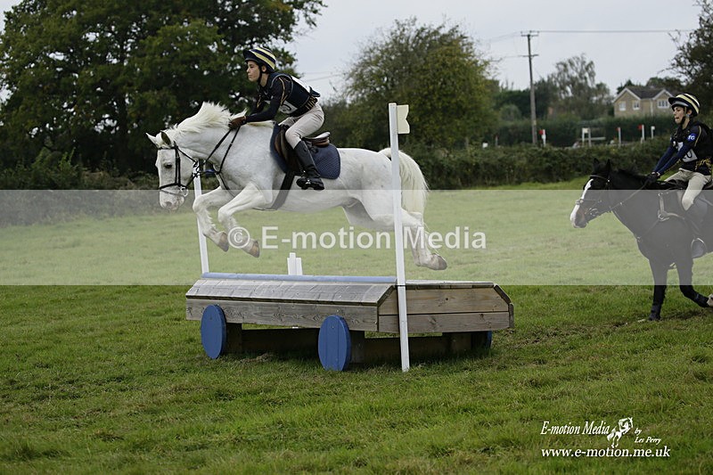  WWHT 171021 2090 - Novice Pairs (0.80m)  17/10/21