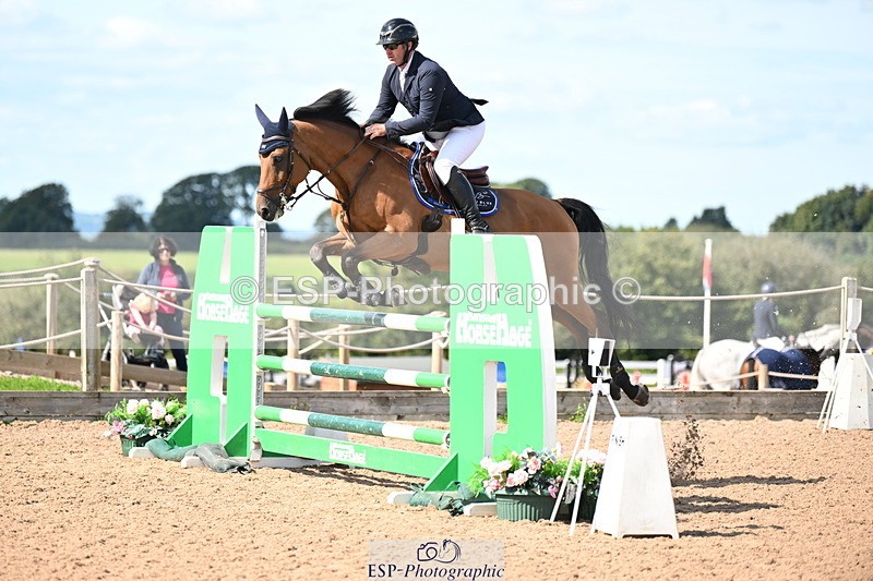 240913A-131528-04509 - Cls 15 Snr Foxhunter