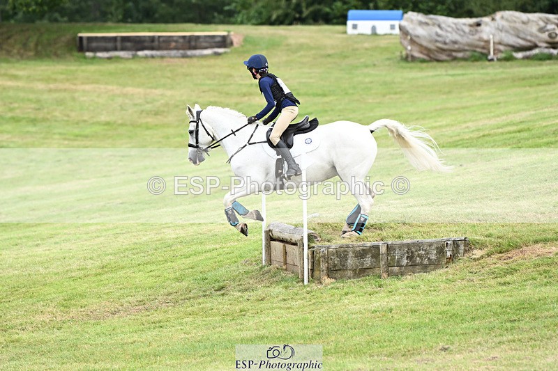 240825X-142212-34983 - 80cm XC 14.30 to 15.30