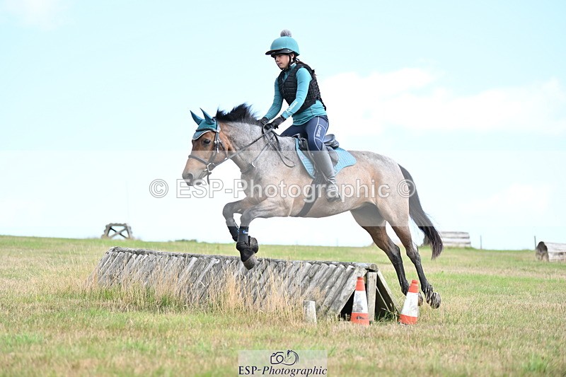 250821B-104125-00151 - Group B - Danielle