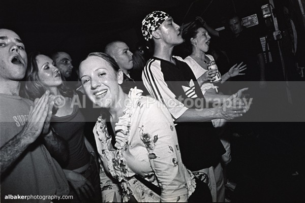 30 - Friends-&-Family @ the roadhouse 06.04.02