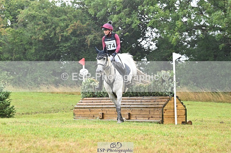 250830-151459-04817 - F-274-Isabella.Bonney