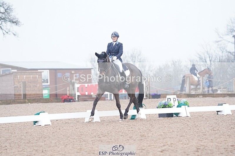 250404-081130-03710 - 018-Louise.Davison-Quamperfect